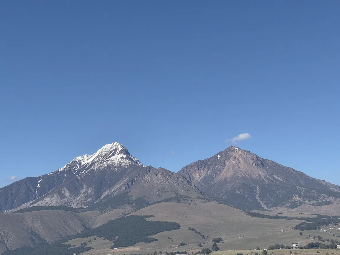 Iliniza Norte y Sur — páramo andino y nubes bajas